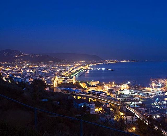 29122013 salerno di notte