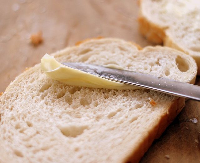 29122015 burro sul pane