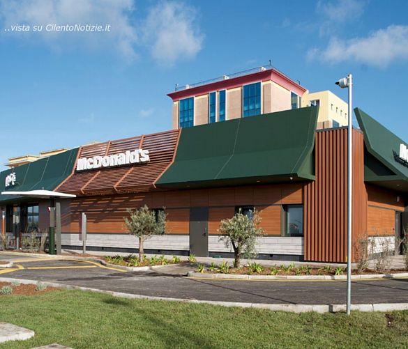 29122021 mcdonalds battipaglia