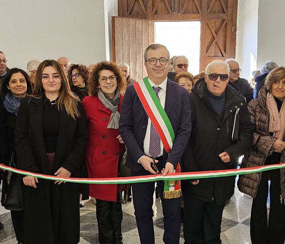 29122025 taglio nastro mostra