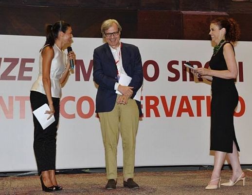 Tonino-Luppino foto - 30012016 Vittorio Sgarbi sorridente