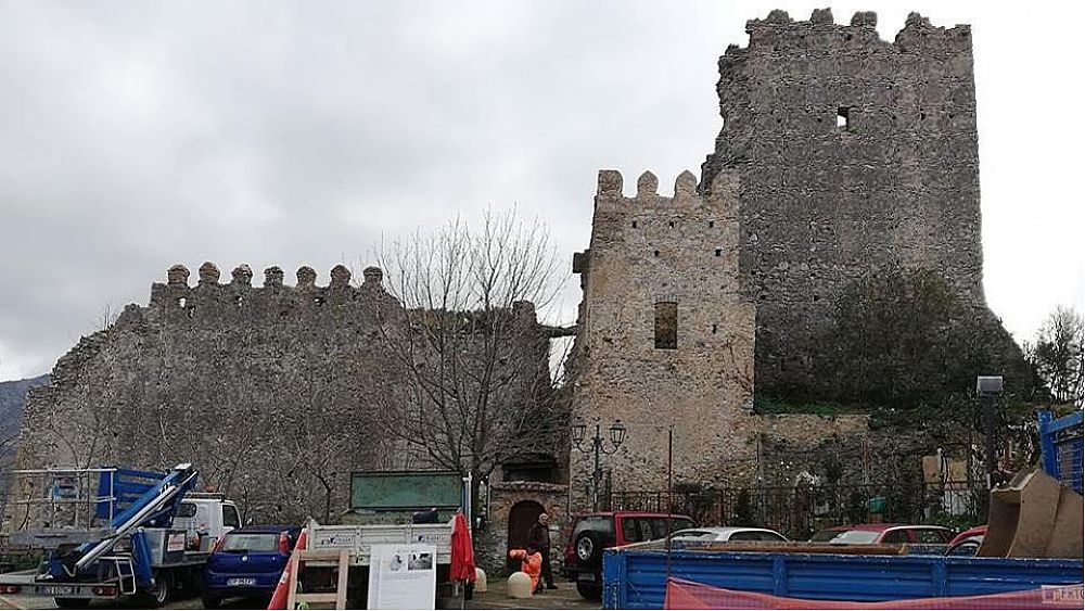 30042019 piazza castello camerota 30042019 piazza castello camerota