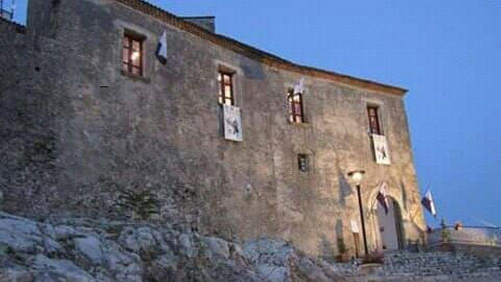 30052018 Castello baronale di Torraca