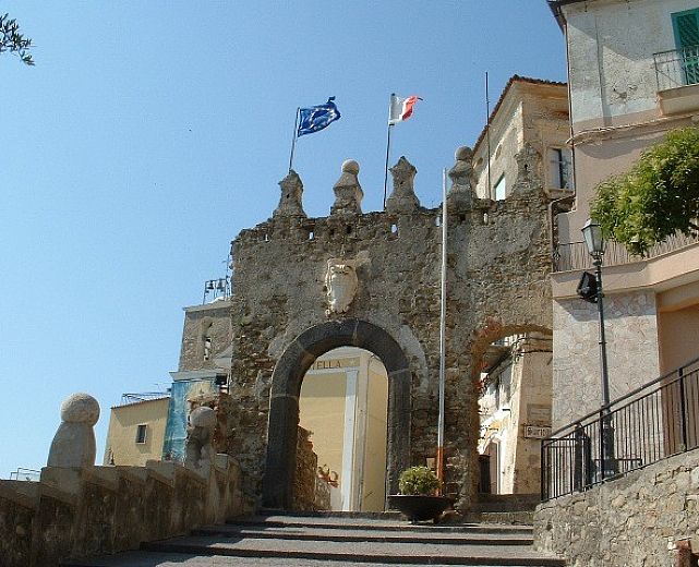 30092013 Agropoli la porta storica