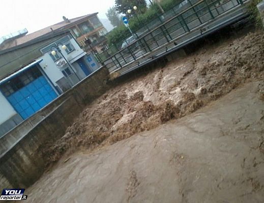 30092013 fiume in piena