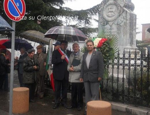 30102013 commemorazione forze armate sanza