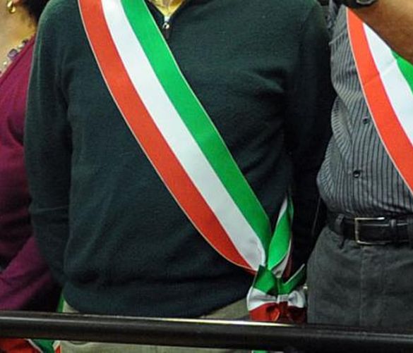 30112016 sindaci e fascia