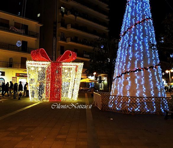 30112018 luminarie agropoli 2017