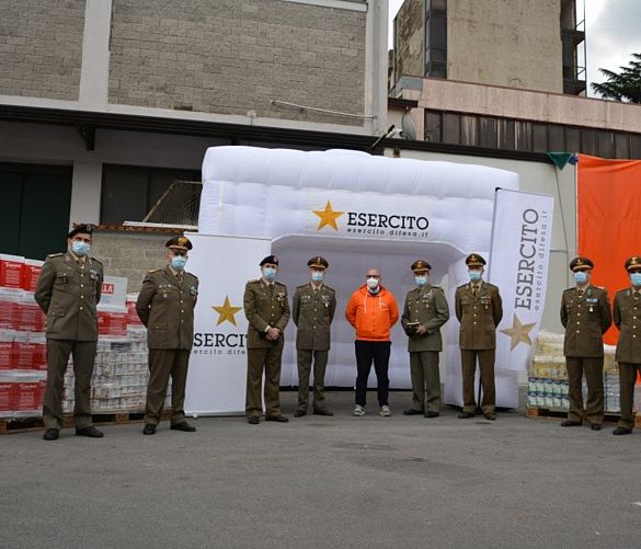 30112021 esercito e banco alimentare