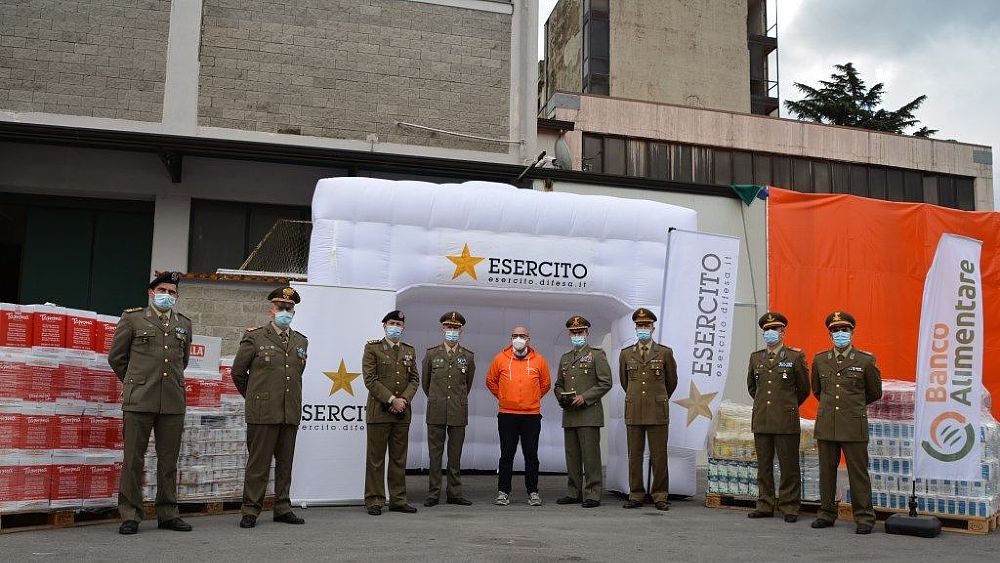30112021 esercito e banco alimentare