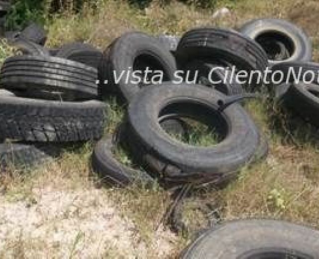 31072013 copertoni abbandonati mingardo