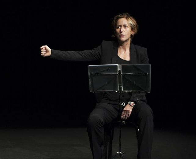 31072014 Serena Sinigaglia in Eros e Thanatos il 4 agoasto a VeliaTeatro 2014