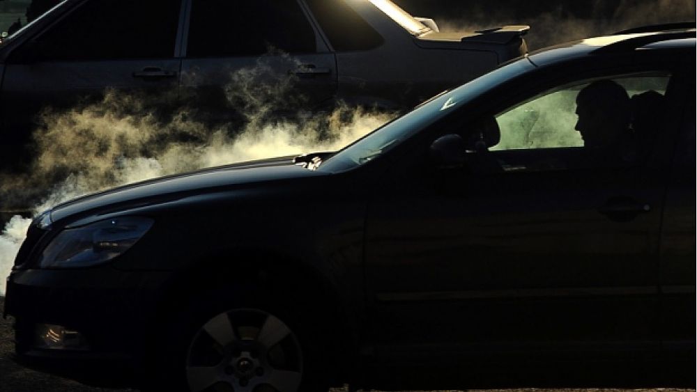 31072016 coppietta in auto