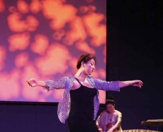 31102013 La danzatrice Noriko Kato