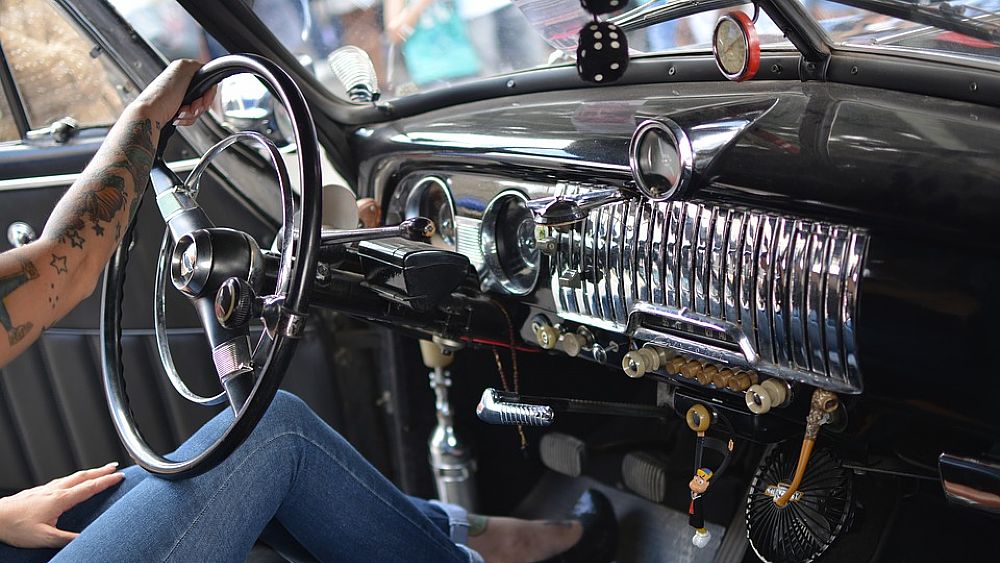 31122017 donna al volante