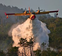 Canadair in azione Canadair in azione