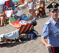 Carabinieri in spiaggia