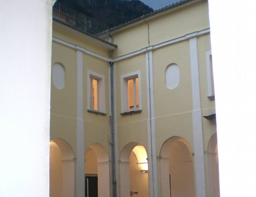 Marisa-Russo foto - Chiostro san bartolomeo