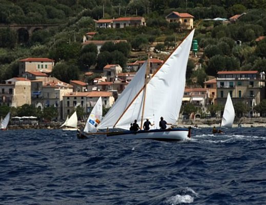 Circuito delle Sirene vela latina