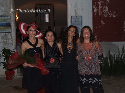 Castellabate Notizie foto - Panariello e Co a Castellabate.jpg