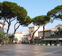 Piazza Lucia di Santa Maria di Castellabate Piazza Lucia di Santa Maria di Castellabate
