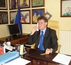 Sindaco Benincasa di Vietri sul Mare