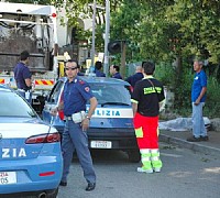 anziana salerno passaggio livello