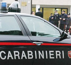 auto carabinieri zoom