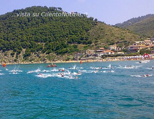 campo di gara nuoto libero castellabate