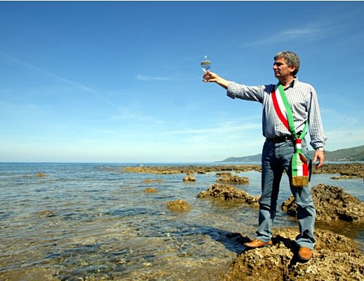 circolo Legambiente Angelo Vassallo circolo Legambiente Angelo Vassallo