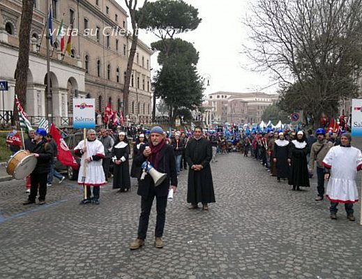 corteo03