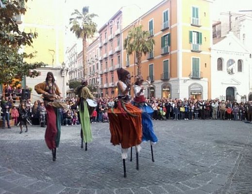 fiera crocefisso TRAMPOLIERI E CERCHIO
