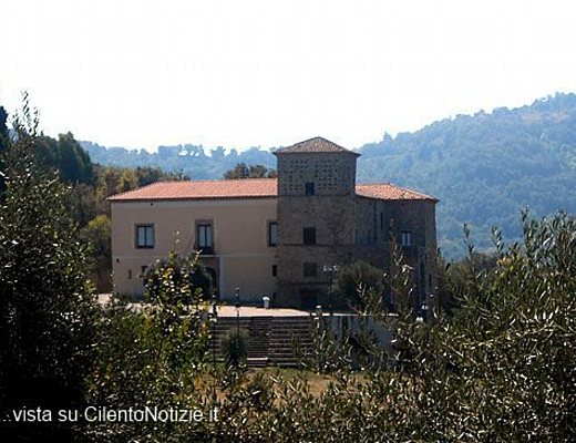 foto palazzo baronale de conciliis torchiara foto palazzo baronale de conciliis torchiara