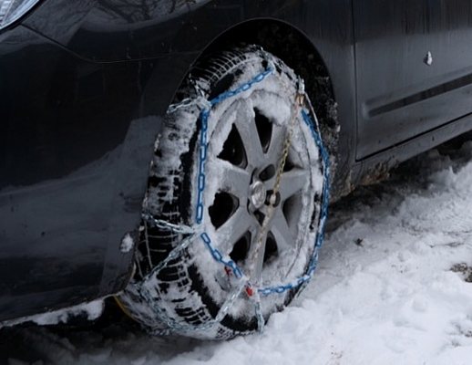 freddo catene montate auto