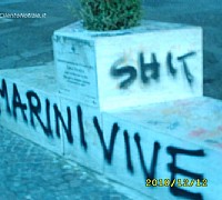 imbrattata lapide carlo favella