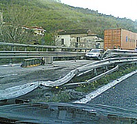 incidente autostrada salerno avellino guard rail sfondato 1 