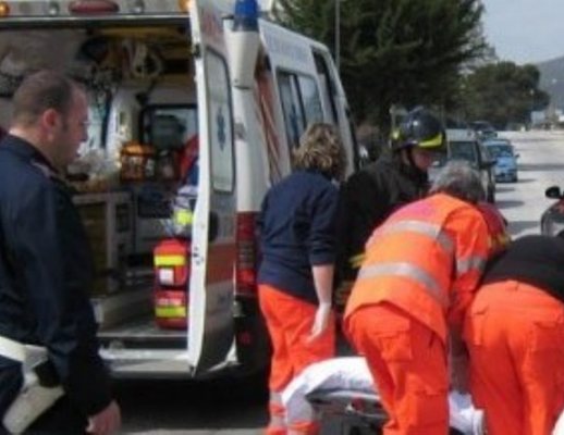 incidente stradale ambulanza
