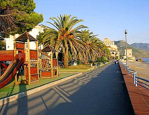 lungomare di villammare