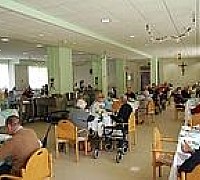 mensa anziani capaccio sequestro