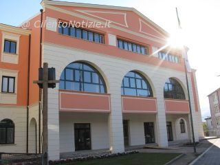 Comuni foto - nuovo municipio agropoli.JPG
