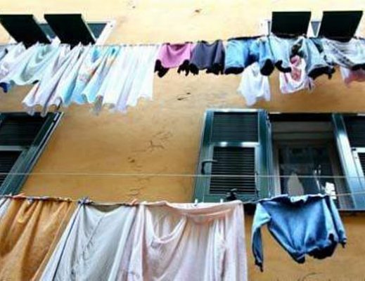panni stesi bucato