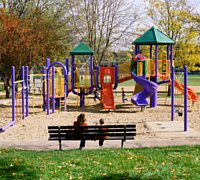 parco giochi nel verde bambini parco giochi nel verde bambini