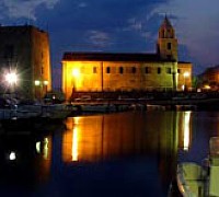 porto acciaroli di notte