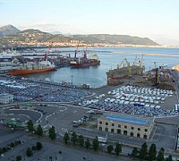 porto commerciale salerno