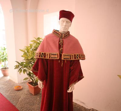 Spettacoli-eventi foto - premio Avella manichino.JPG