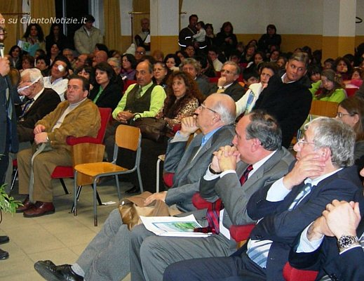 preside Nese scuola agropoli rossi vairo