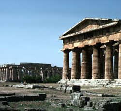 scavi di paestum foto