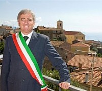 sindaco vassallo fascia italia