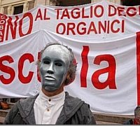 tagli manifestazioni contro scuola miseria