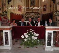 tavolo presentazione libro gioi 2011
